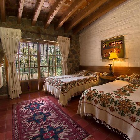 Hotel Rancho San Cayetano Ситакуаро Экстерьер фото
